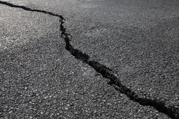 Asphalt Crack Filling in Petersburg