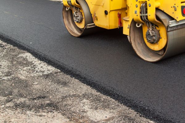Asphalt Driveway Resurfacing in Petersburg