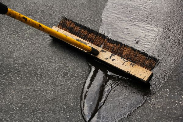 Asphalt Driveway Sealing in Petersburg