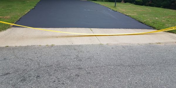 Driveway Sealcoating in Petersburg